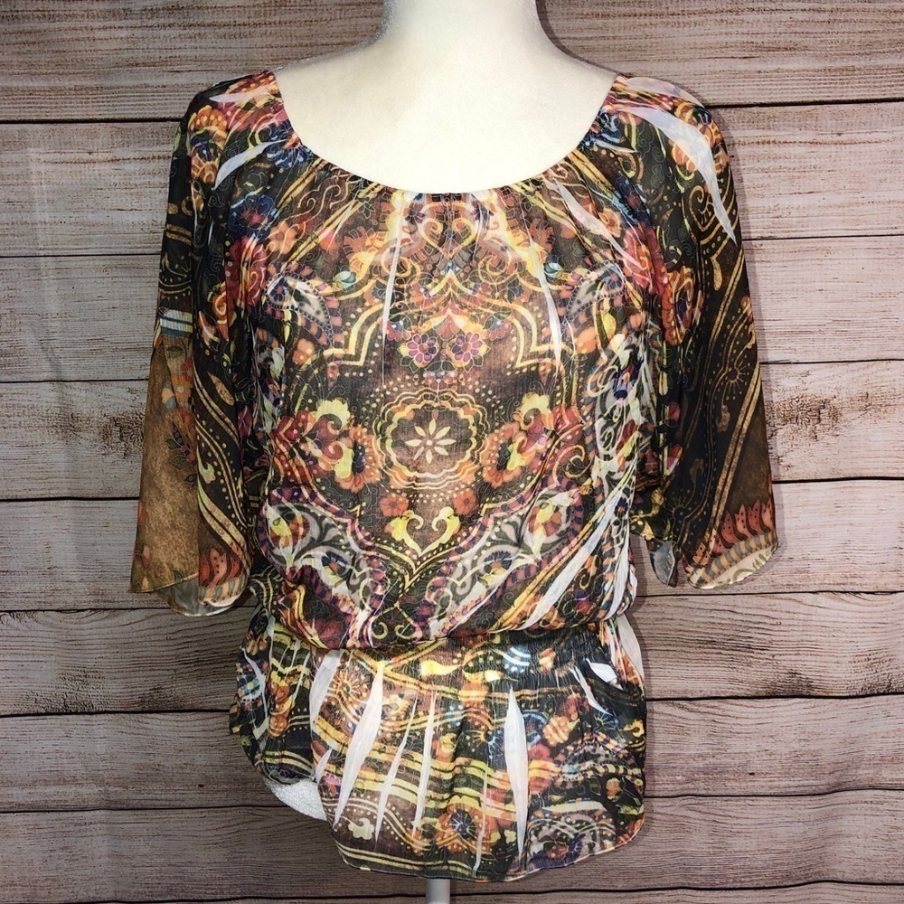 Semi Sheer Graphic Top - Picture 5 of 6